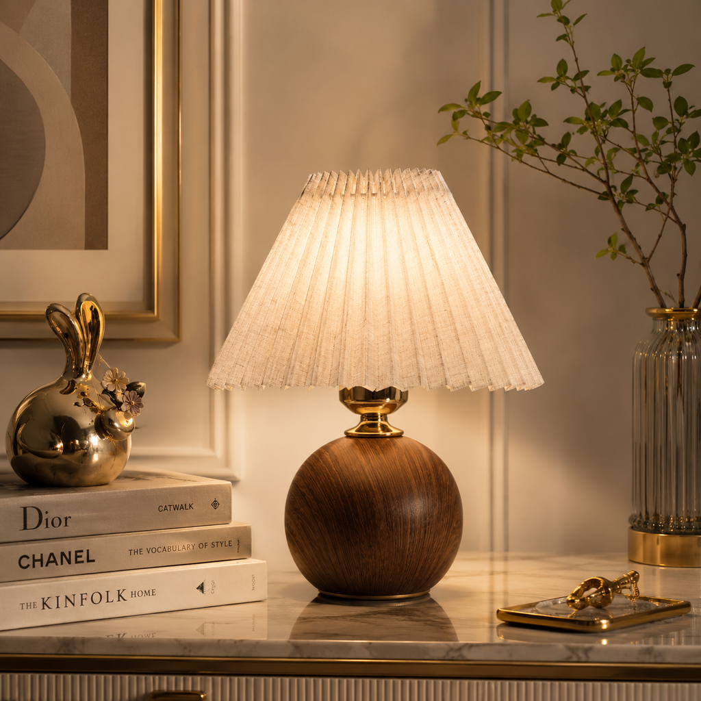 Étoile™ Pleated Table Lamp